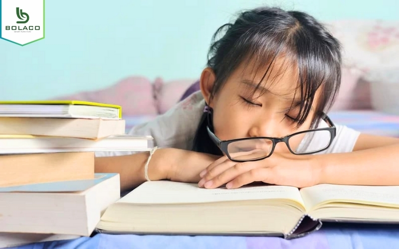 Trẻ học nhanh chán, thành tích học tập giảm sút