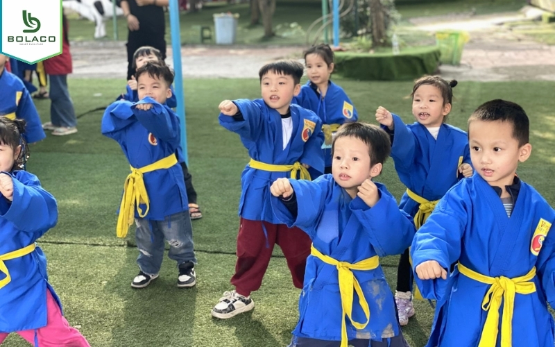 Dạy con kỹ năng mềm ngay từ khi còn nhỏ để bảo vệ và phát triển bản thân 