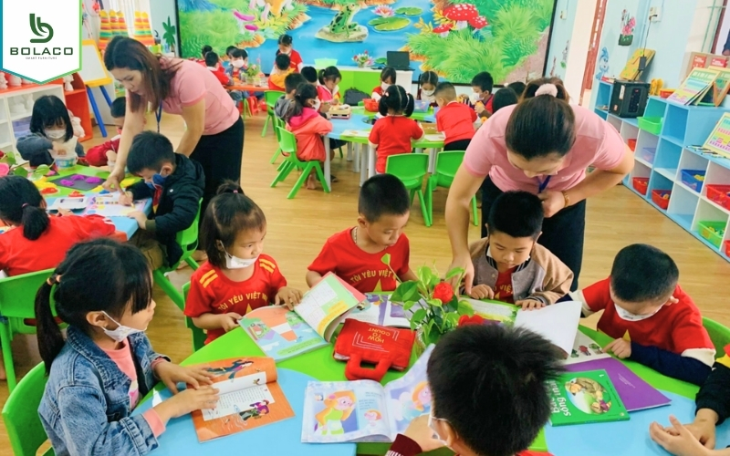 Thầy cô xây dựng không gian sáng tạo tại trường, ba mẹ xây dựng không gian sáng tạo tại nhà