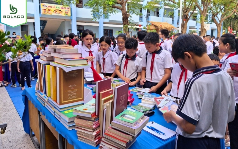 Tổ chức các ngày hội đọc sách trong khuôn viên trường học
